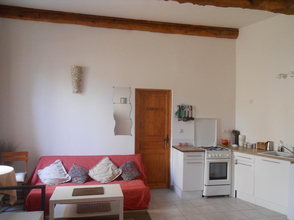 Chez Shona Hotel Lagrasse Ruang foto