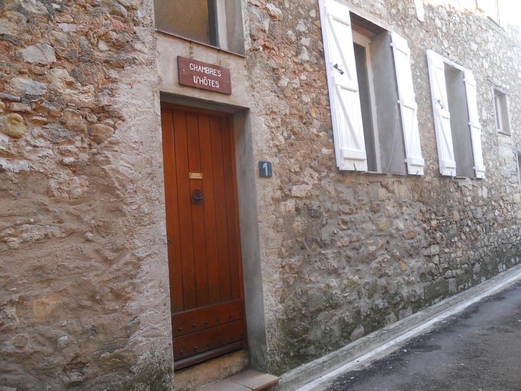 Chez Shona Hotel Lagrasse Bagian luar foto